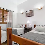 Casa Glory Nyaraló *